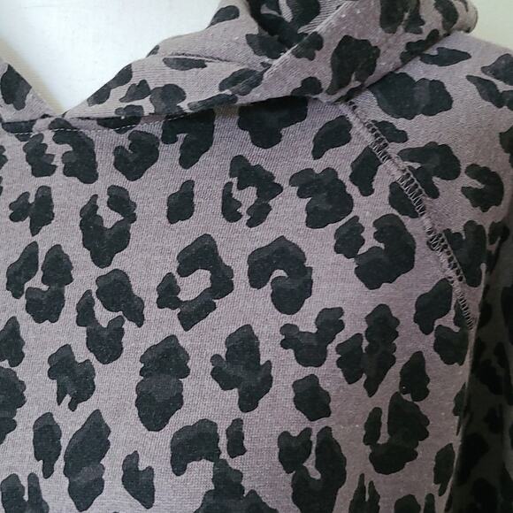 Lucky Brand Hoodie Women's S Gray Black Leopard Print Cropped Athleisure Active - Picture 4 of 11